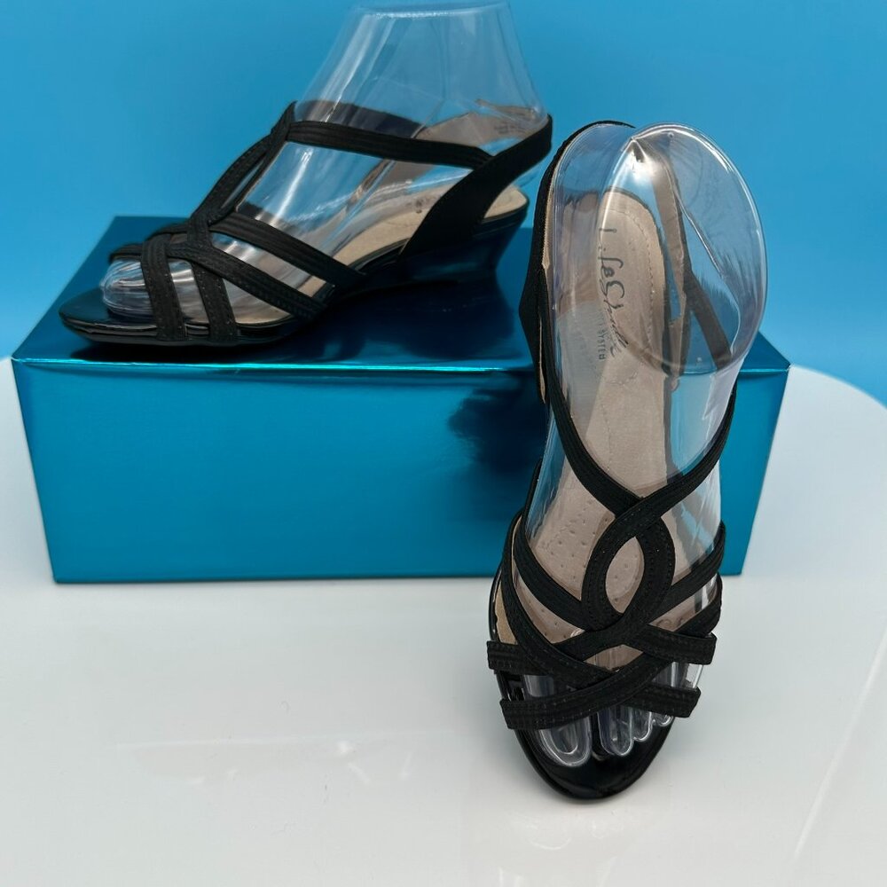 NWOT Life Stride Women's Yaya Heeled Wedge Strappy Sandal Shoe, Size 5M, Black